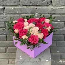 Цветочная композиция из Розы в коробке в Кандалакше