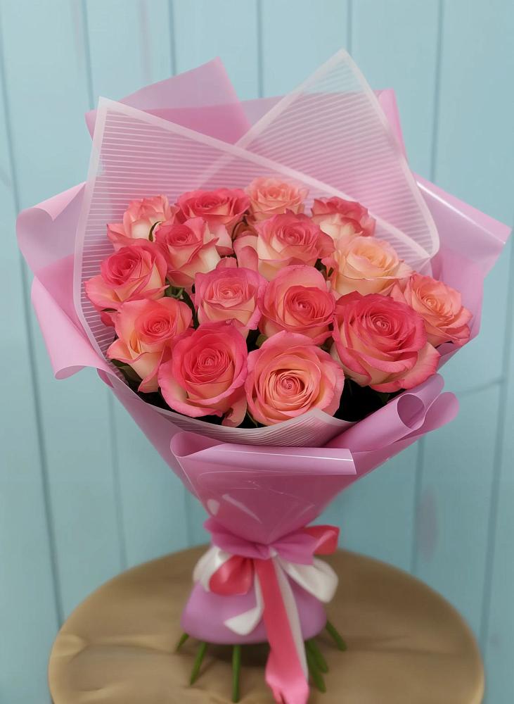 Букет 15 Розовых роз Равель в Кандалакше