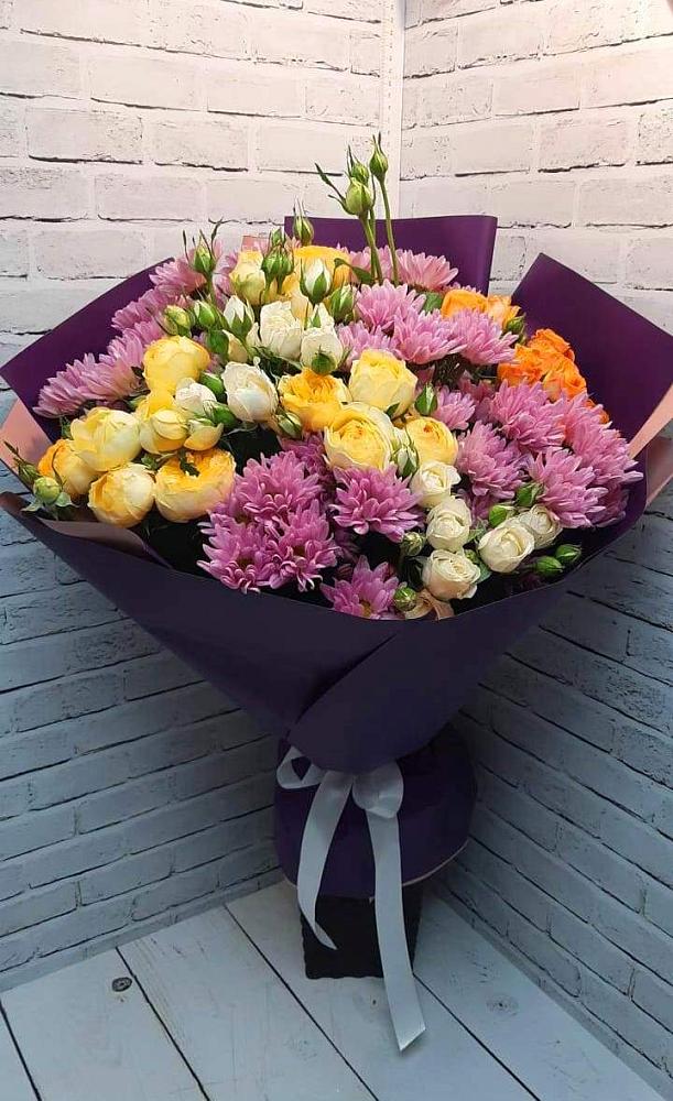 Букет цветов из: Хризантемы и Розы в Кандалакше