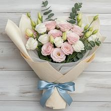 Букет цветов из:  Лизиантусы в Кандалакше