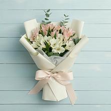 Букет цветов из:  Альстромерии в Кандалакше