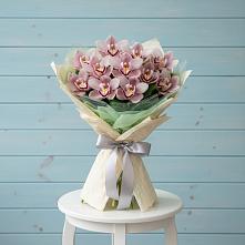 Букет цветов из:  Орхидеи и Розы в Кандалакше