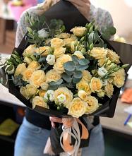 Букет цветов из:  Розы и Лизиантусы #REPLACE_PRED# Кандалакше